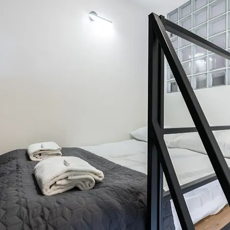 Apartment Stylish Opienskiego By Renters