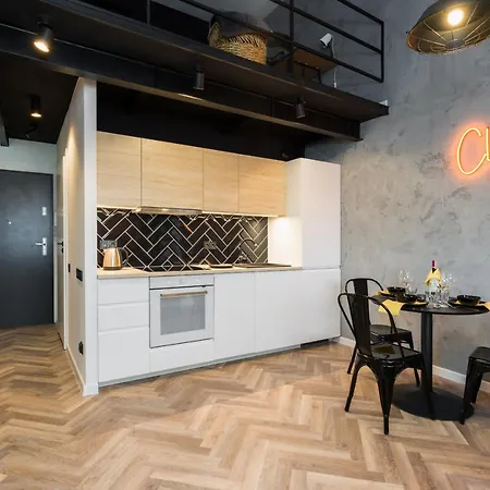 Stylish Opienskiego By Renters * Posen